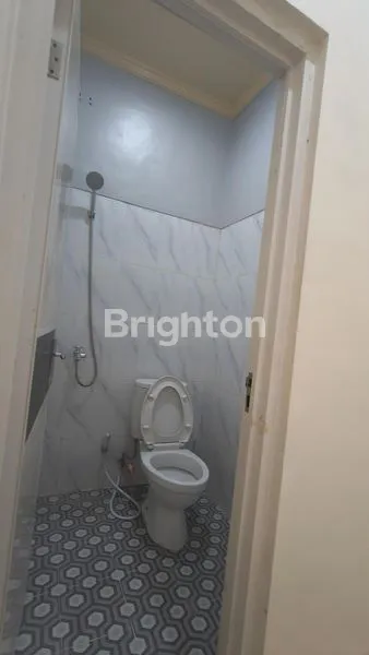 image RUMAH TINGGAL 2 LANTAI MINIMALIS KOSONGAN SIAP HUNI DIKOMPLEK PERUMAHAN DIAREA GATSU DENPASAR BARAT. (7)