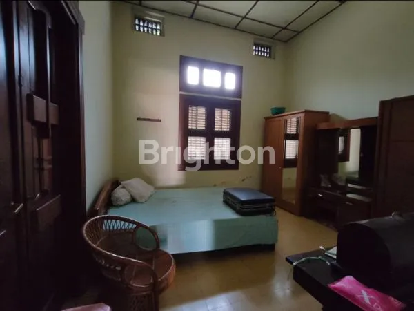 image RUMAH HOOK DI AREA TENGAH KOTA MALANG (5)