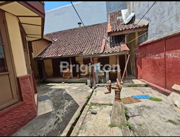 image RUMAH HOOK DI AREA TENGAH KOTA MALANG (6)