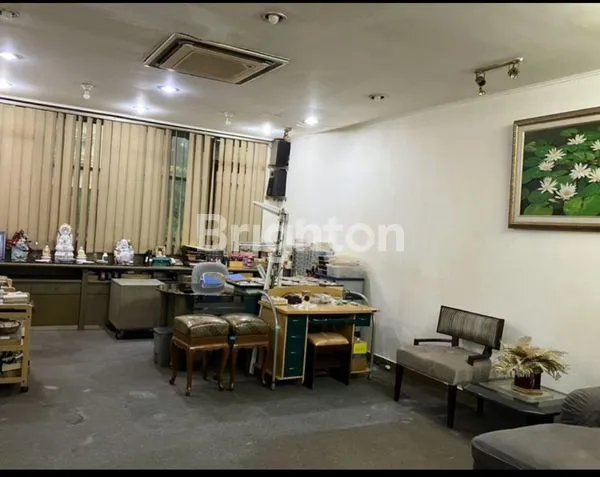 image RUKO MEWAH DI ARJUNA UTARA, JAKARTA BARAT (4)