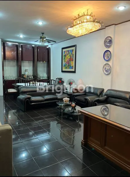 image RUKO MEWAH DI ARJUNA UTARA, JAKARTA BARAT (3)