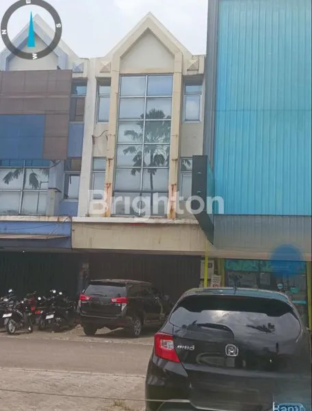 image RUKO 3 LANTAI STRATEGIS DI GADING SERPONG (1)