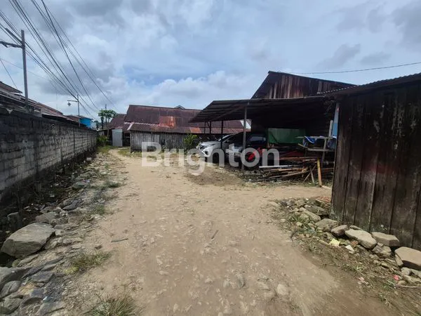 image TANAH STRATEGIS 200M² DI JL. REVOLUSI (1)