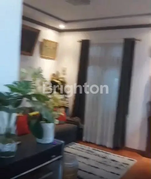 image RUMAH SIAP HUNI 2 LANTAI DI TANAH ABANG (3)