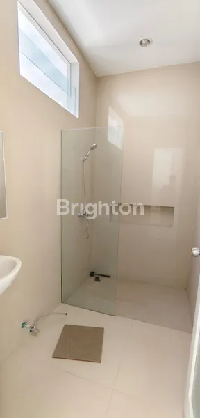 image RUMAH REGENCY 21 MINIMALIS BARU GRESS SIAP HUNI DEKAT RAYA MERR, KERTAJAYA, KLAMPIS (8)