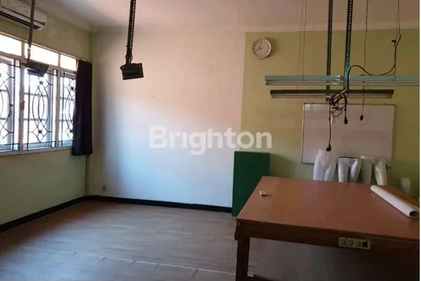 image RUMAH USAHA JAMBANGAN, MASIH AKTIF WORKSHOP GARMEN (7)