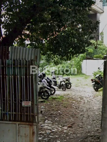 image LAHAN TANAH PUSAT KOTA STRATEGIS COCOK UNTUK RESTO HOTEL KAFE LAPANGAN PADEL SELANGKAH KE JALAN RAYA PANGLIMA SUDIRMAN (3)
