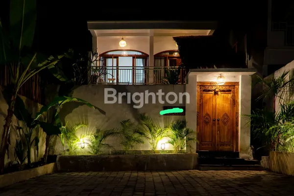 image VILLA 3 KAMAR TIDUR DENGAN KOLAM RENANG DAN PARKIR LUAS DEKAT PANTAI BATU BOLONG CANGGU (3)