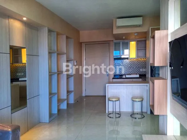 image APARTEMEN SIAP HUNI 2BR FULL FURNISHED VIEW CANTIK LA RIZ MANSION SURABAYA BARAT (3)