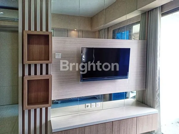 image APARTEMEN SIAP HUNI 2BR FULL FURNISHED VIEW CANTIK LA RIZ MANSION SURABAYA BARAT (7)