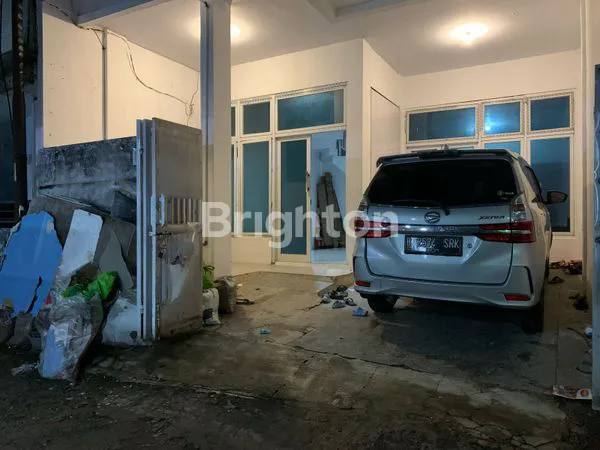 image DIJUAL RUMAH 2 LANTAI DI KALIBARU, CILODONG, KOTA DEPOK – SHM, SIAP HUNI & LOKASI STRATEGIS (2)