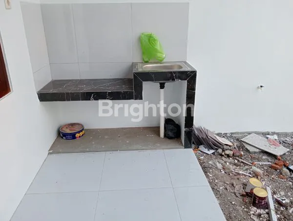 image RUMAH BARU SIAP HUNI TAMAN ASRI TLOGOMULYO PEDURUNGAN SEMARANG TIMUR (5)