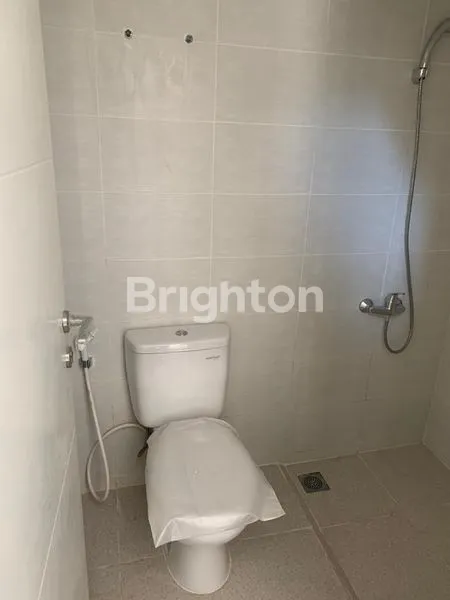 image JUAL RUMAH BARU GRESS TERAWAT NORTHWEST LAKE (3)