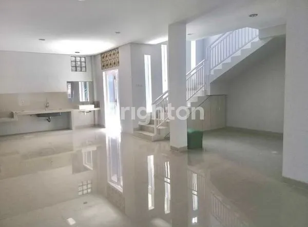 image RUMAH SIAP HUNI DI PULAU MISOL TEUKU UMAR DENPASAR  (4)