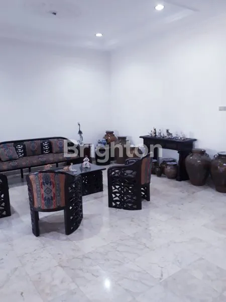 image FIJUAL RUMAH 2 LANTAI DI JLN GEDUNG HIJAU PONDOK INDAH JAKARTA SELATAN.  (5)