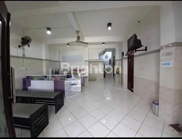 image RUKO DIJUAL 3 LANTAI STRATEGIS  SURABAYA BARAT (2)