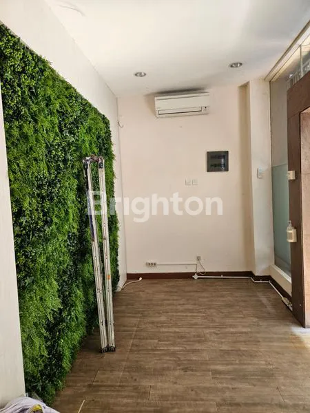 image RUKO 4 LANTAI DI BUSINESS PARK KEBON JERUK (1)