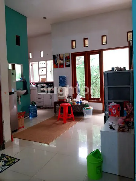 image RUMAH MEWAH MURAH COLOMADU (4)