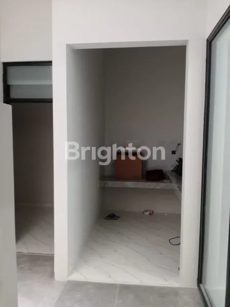 image RUMAH 2 LANTAI NEW GRESS MODERN MINIMALIS DI WISMA MUKTI KLAMPIS DEKAT TENGAH KOTA  GALAXY MALL UNAIR ITC HANG TUAH DAN SEKOLAH TERNAMA SURABAYA  (5)