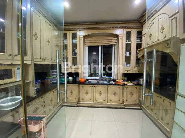 image RUMAH CLASSIC CILANDAK SIAP HUNI (6)