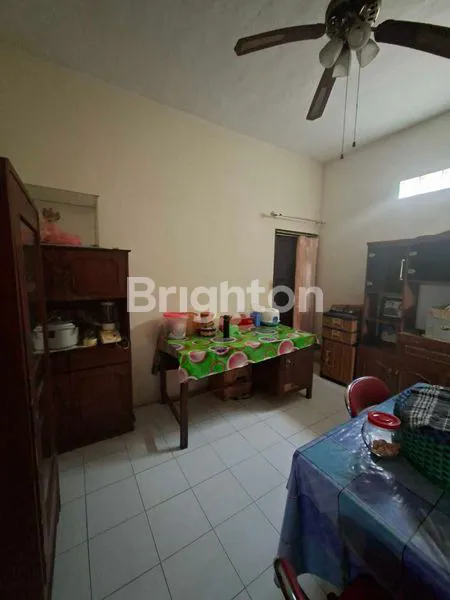 image DIJUAL RUMAH KOST AKTIF DEKAT UNS (6)