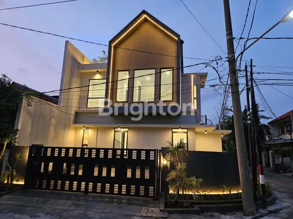 image RUMAH 2 LANTAI BABATAN PANTAI BARU GRESS (1)