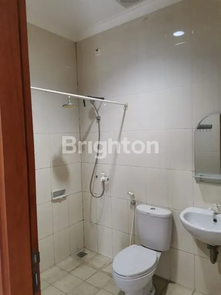 image RUMAH 2 LANTAI SIAP HUNI FULL FURNISHED DI MELATI MAS (7)