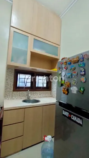 image RUMAH CANTIK 2KT FULL FURNISH DI SOLO (5)