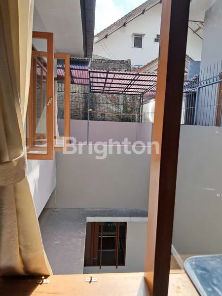 image HUNIAN ASRI 3+2 KT  PONDOK HIJAU , SETIABUDI , GEGERKALONG  DI BANDUNG  (7)