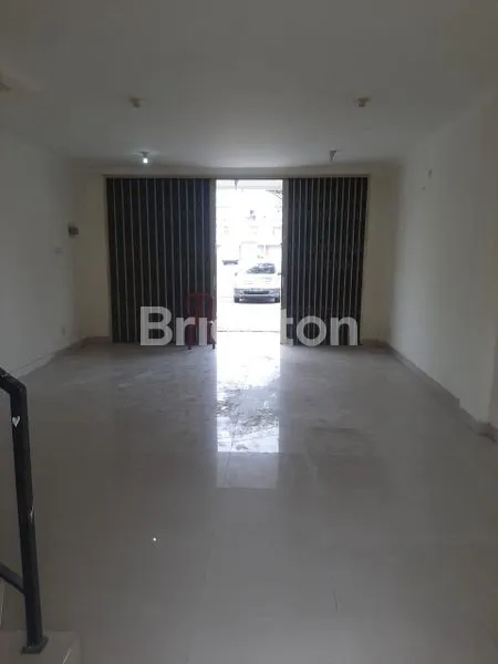 image RUMAH MEWAH LT 100 DI HARAPAN INDAH BEKASI (3)