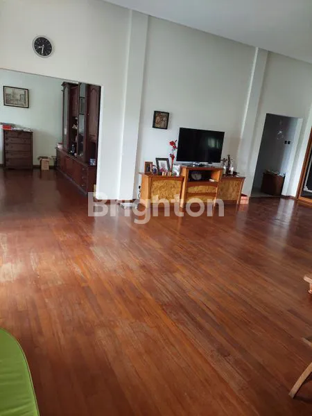 image RUMAH MEWAH STRATEGIS SIAP HUNI DI KOTA MALANG (3)