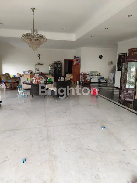 image RUMAH MEWAH STRATEGIS SIAP HUNI DI KOTA MALANG (5)