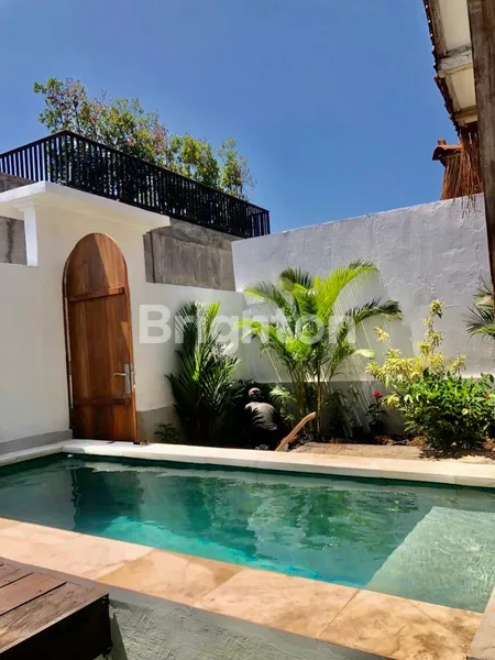 image FOR RENT – TROPICAL WOODEN VILLA IN PERERENAN (3)