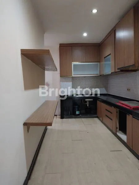 image DISEWAKAN – KANTOR / RUMAH / TEMPAT USAHA STRATEGIS DI ANTASARI \\UD83C\\UDFE2\\N\\UD83D\\UDCA5 LOKASI PREMIUM – PINGGIR JALAN RAYA (6)