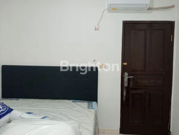 image RUMAH SUNTER AGUNG UK 4.5X16 ROW 1 MOBIL KT 2+1 JAKARTA UTARA (7)