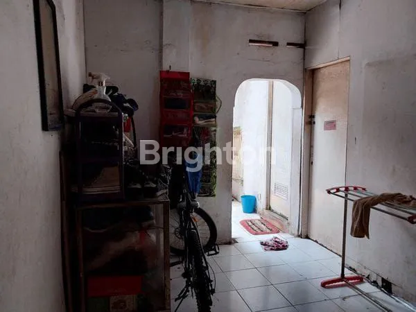 image RUMAH HOOK STRATEGIS JL ANGGREK KEMANGGISAN JAKARTA BARAT (8)
