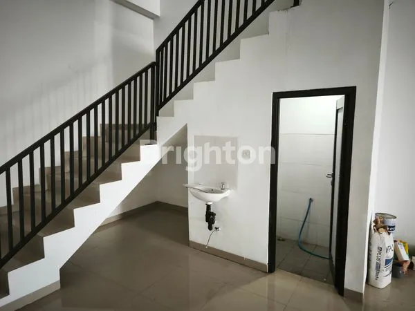 image RUKO 2 LT, 5 X25 DEKAT PASAR PADANG SAMBIAN  DENPASAR (6)