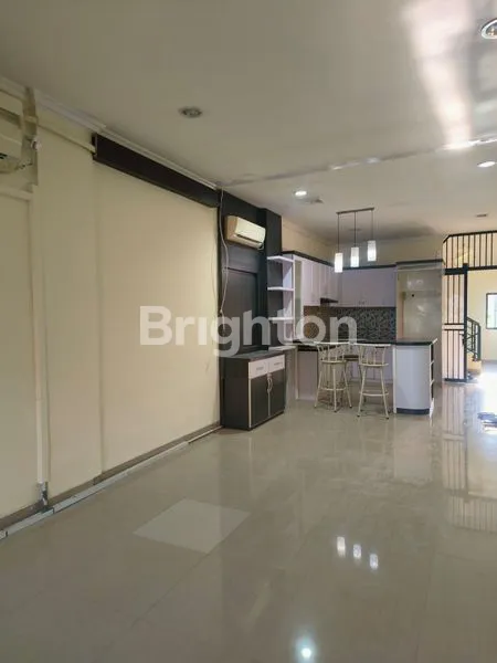 image RUKO PINGGIR JALAN TANJUNG DUREN RAYA, JAKARTA BARAT (KODE RMEG 2870) (3)