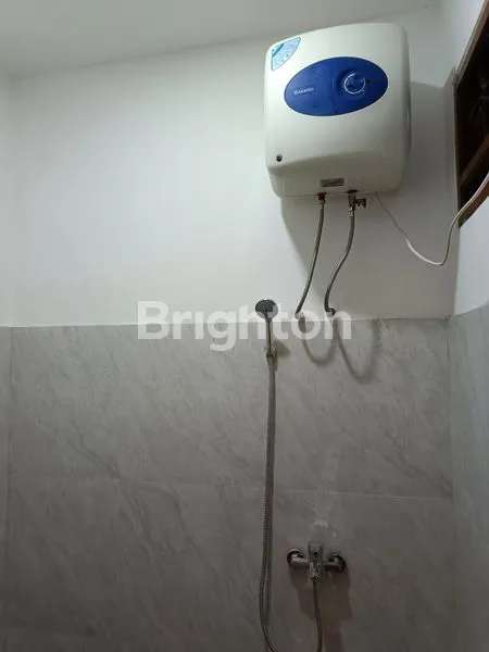 image RUMAH SIAP HUNI LT 135M² DI TAMAN HOLIS INDAH (3)