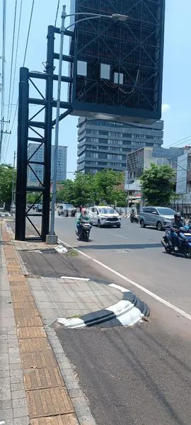 image RUKO DUA LANTAI JALAN GAJAH MADA SEMARANG (2)