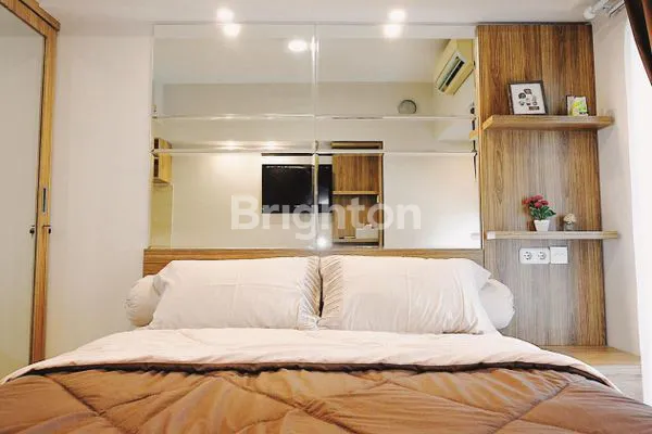 image APARTEMEN TANGLIN STUDIO FULL FURNISH VIEW POOL  (5)