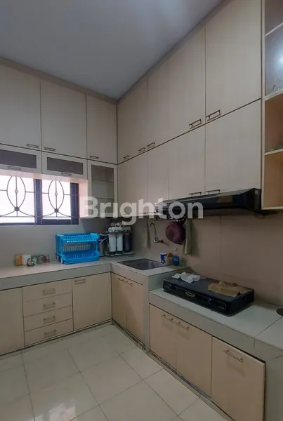 image RUMAH 2.5 LANTAI SIAP HUNI TANJUNG DUREN JAKARTA BARAT (5)