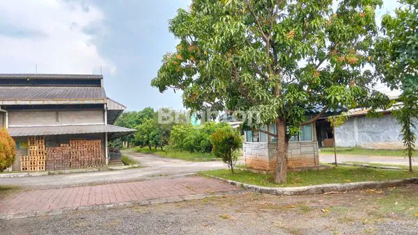 image INVESTASI LAHAN LUAS DAN BANGUNAN EKS PABRIK BATU ALAM, LOKASI STRATEGIS HARGA TERBAIK !! (6)