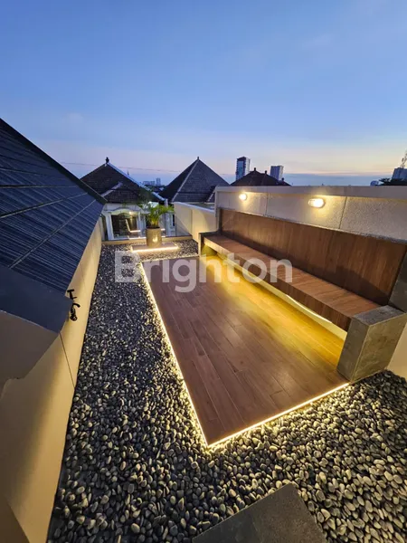 image RUMAH 2 LANTAI SCANDINAVIAN BAGUS DI MULYOREJO BABATAN PANTAI KENJERAN (2)