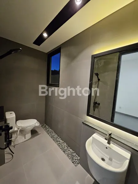 image RUMAH 2 LANTAI SCANDINAVIAN BAGUS DI MULYOREJO BABATAN PANTAI KENJERAN (5)