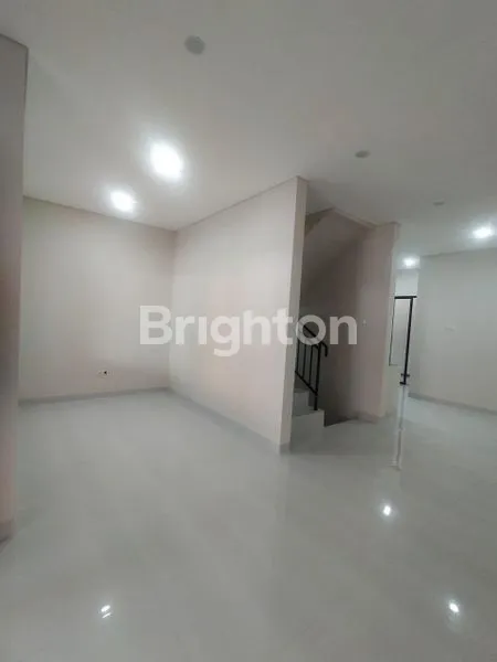 image RUMAH MINIMALIS 2 LANTAI SHM DI DURI KOSAMBI (5)