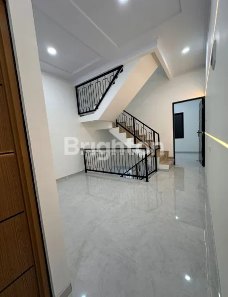 image SANGAT LANGKA!!HANYA 4 UNIT SAJA!!RUMAH 3 LANTAI TANJUNG DUREN  (6)