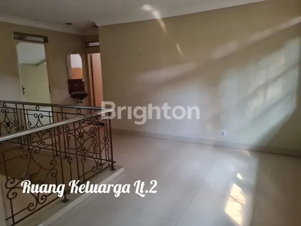 image DI JUAL RUMAH MINIMALIS DI TEBET JAKARAT SELATAN, 5 MENIT KE STASIUN TEBET, 5-10 MENIT KE TOL TEBET/PANCORAN, 7 MENIT KE HALTE TRANS JAKARATA TEBET, 10 MENIT KE PANCORAN (8)