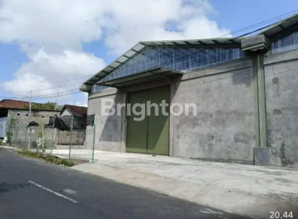 image NEW GRESS GUDANG SIAP PAKAI AKSES LEBAR -+8MTR DILOKASI YANG  AMAN &  STRATEGIS DEKAT JALAN RAYA GATSU UTAMA DI AREA DENPASAR UTARA (6)