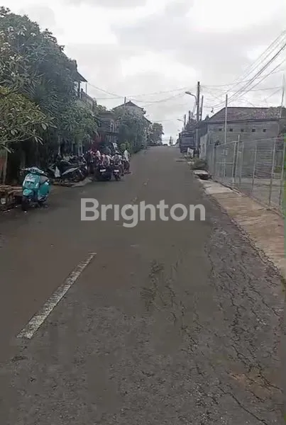 image NEW GRESS GUDANG SIAP PAKAI AKSES LEBAR -+8MTR DILOKASI YANG  AMAN &  STRATEGIS DEKAT JALAN RAYA GATSU UTAMA DI AREA DENPASAR UTARA (4)